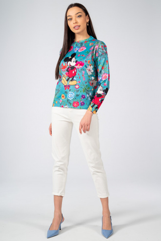 Дамска блуза от фино плетиво в цвят тюркоаз с принт цветя и Мики Маус