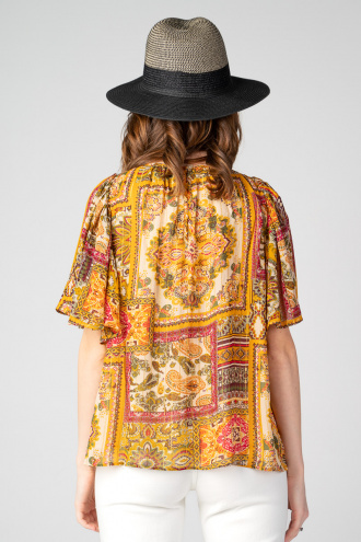 Дамска блуза от ефирна материя с индийски принт и златна нишка
