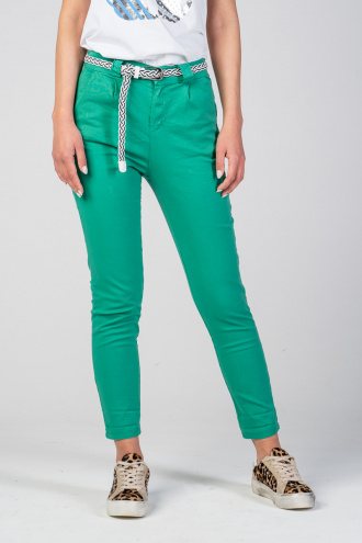 Дамски панталон от памук в зелено с плетен колан и ластик в талията