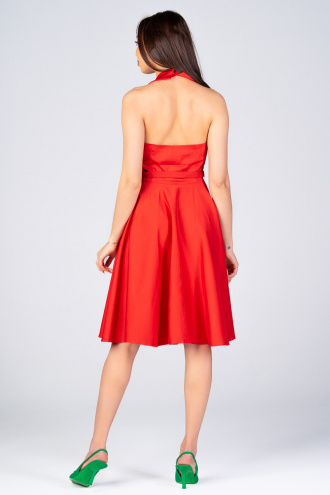 Червена рокля от памук с гол гръб