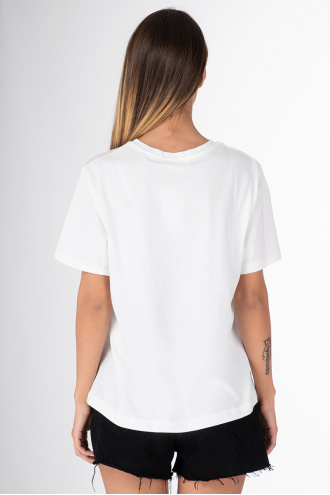 Дамска тениска в бяло с пайети и мъниста