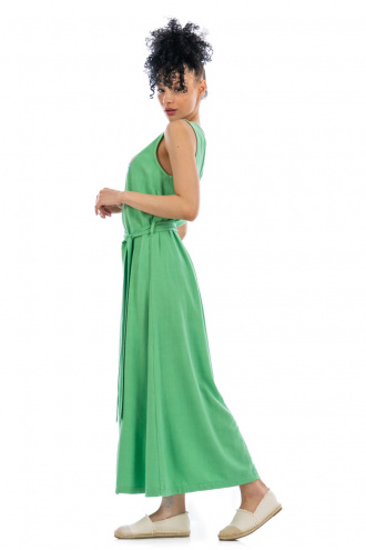 Дълга права рокля ''Dragonfly'' в ментово зелено с бродирано водно конче