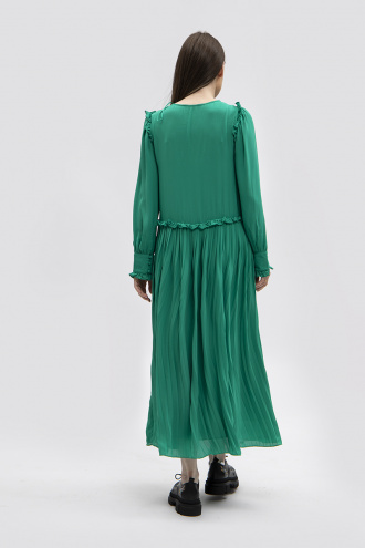 Дълга рокля от шифон в зелено с ефект солей