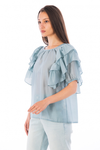 Дамска блуза от фина материя в гълъбово синьо с къс ръкав и харбали
