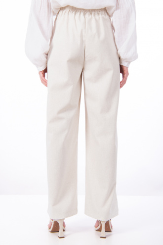Дамски панталон от лен и памук в цвят екрю с висока талия и златни копчета