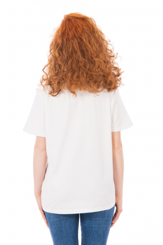 Дамска тениска ''Dragonfly'' в бяло с малка сребриста лого щампа