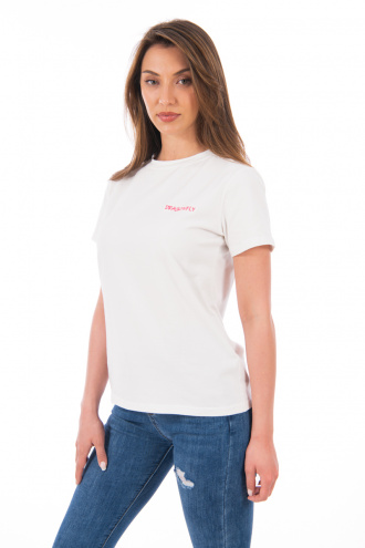 Дамска тениска ''Dragonfly'' в бяло с бродиран малък цикламен лого надпис