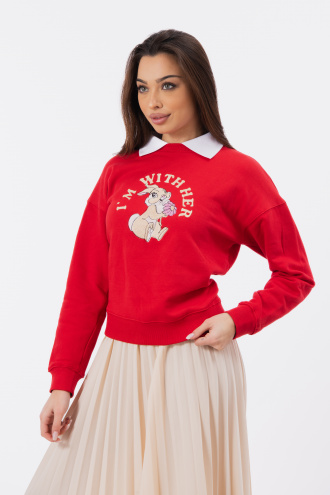 Дамска ватирана блуза в червено с бродирано зайче