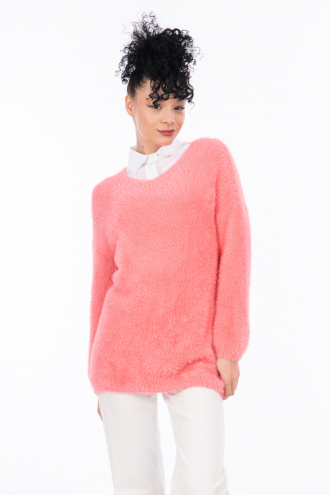 Дамски мъхест пуловер в розов цвят