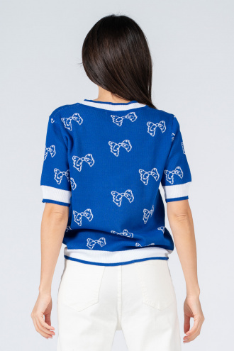 Дамска блуза в турско синьо с принт панделки и имитация на джоб с копче