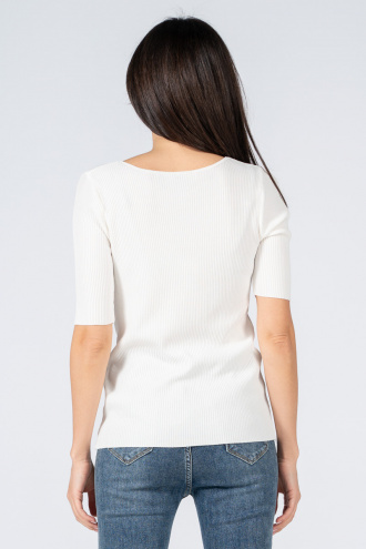 Дамска блуза в бяло с 3/4 ръкав и рипсена материя