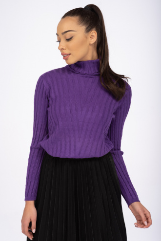 Дамски пуловер с поло яка от фино плетиво в лилаво