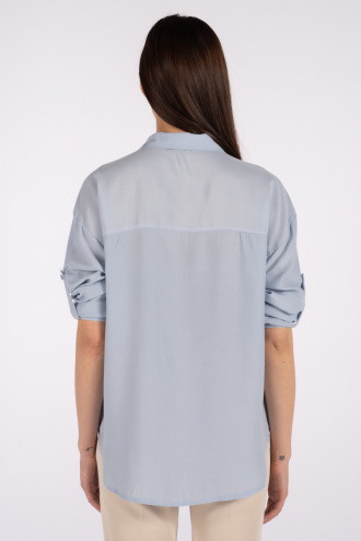 Дамска риза в синьо с един джоб, свободен размер