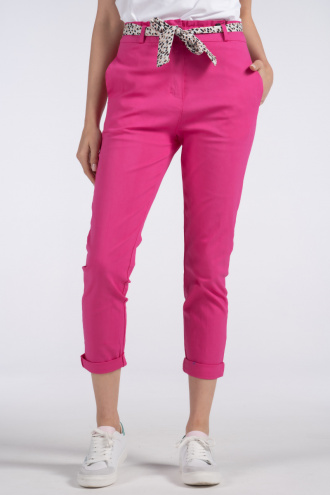 Дамски панталон от памук в цикламено розово с ластик на талията и цветен колан