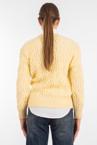 Дамски пуловер от едро и меко плетиво в цвят екрю