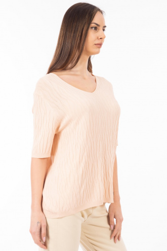 Дамска блуза от фино плетиво в розово с релефни вертикални вълни