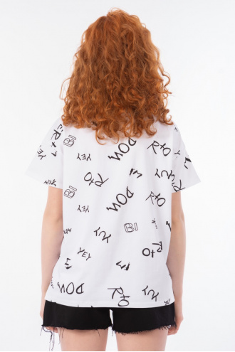 Дамска тениска от памук в бяло с принт черни надписи