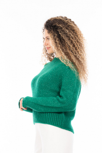 Дамски пуловер от едро плетиво в зелено