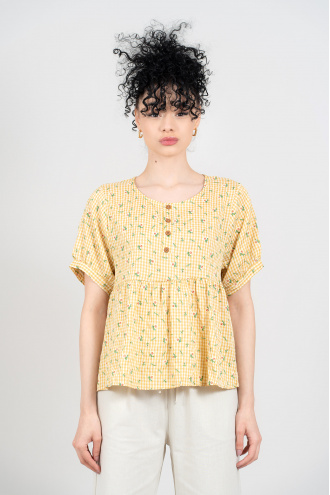 Дамска блуза с принт жълто каре и ситни цветя