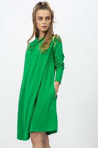 Дамска рокля от трико в зелено
