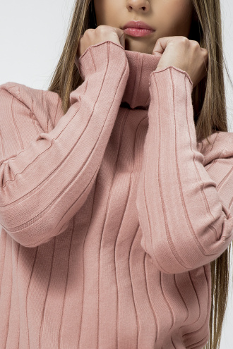 Дамски пуловер с поло яка в розово