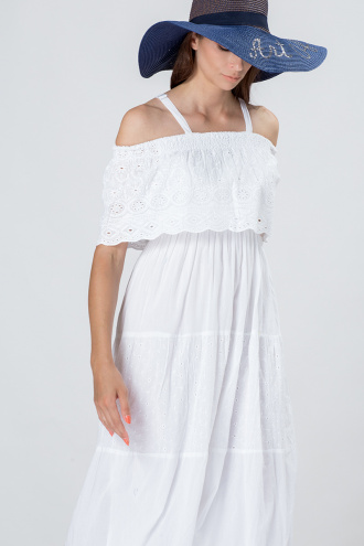 Дълга памучна рокля в бяло с волан по деколтето