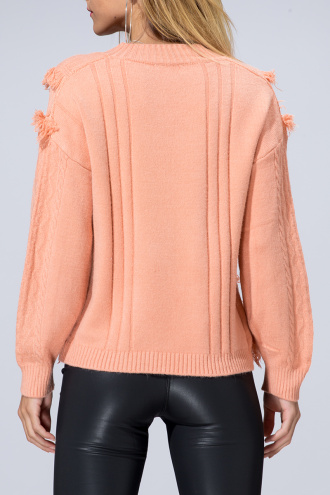 Мек пуловер в цвят сьомга с ресни
