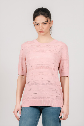 Дамска блуза в розово от фино перфорирано плетиво