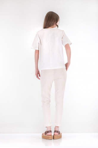 Дамска широка блуза от лен и памук в бяло с геометричен принт