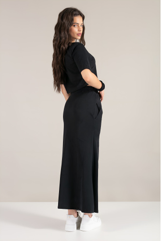 Дамски комплект с къса блуза и дълга пола в черно