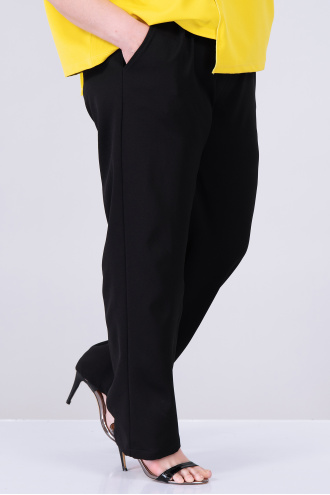 МАКСИ прав панталон в черно от релефна материя с връзка и ластик