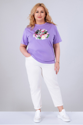 МАКСИ тениска от памук в лилаво с флорална щампа и надпис