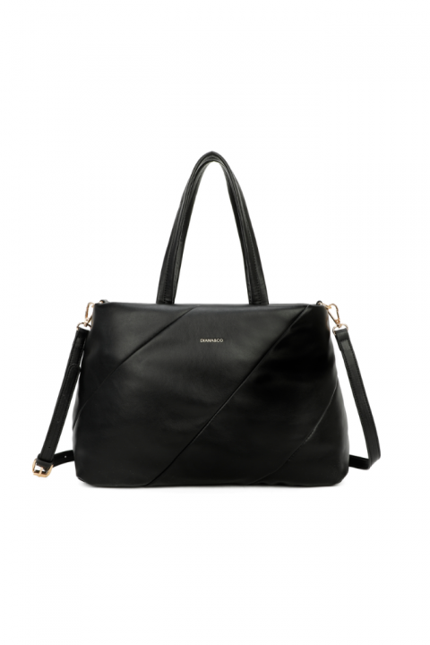 Дамска кожена чанта в черно с диагонални шевове