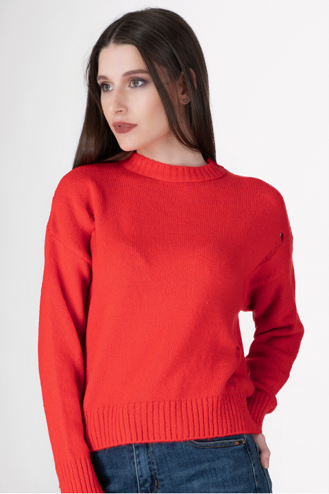 Дамски пуловер в червено