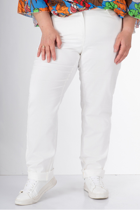 Макси панталон в бяло от памук