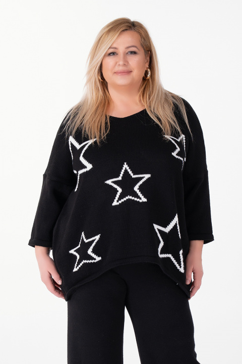 МАКСИ пуловер в черно с принт бели звезди
