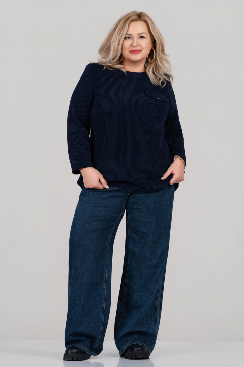 МАКСИ блуза в тъмносиньо от плътна релефна материя с декоративен джоб с капак