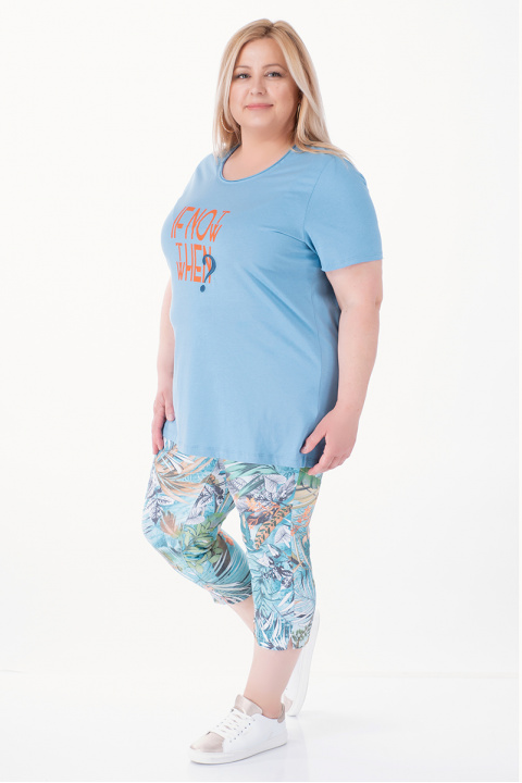 МАКСИ блуза в пастелно синьо с оранжев надпис