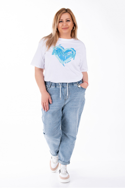 МАКСИ тениска в бяло с щампа синьо сърце и релефен надпис