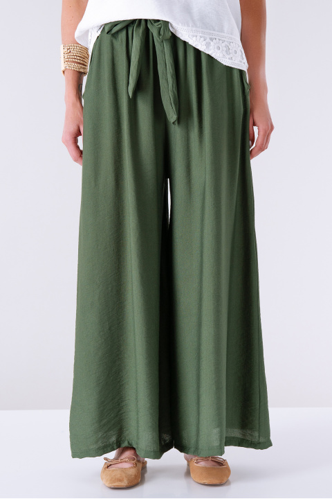 Дамски панталон от вискоза в зелено с ластик и колан на талията