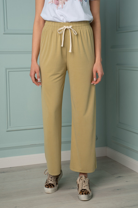 Дамски панталони в зелено със широк ластик и връзка