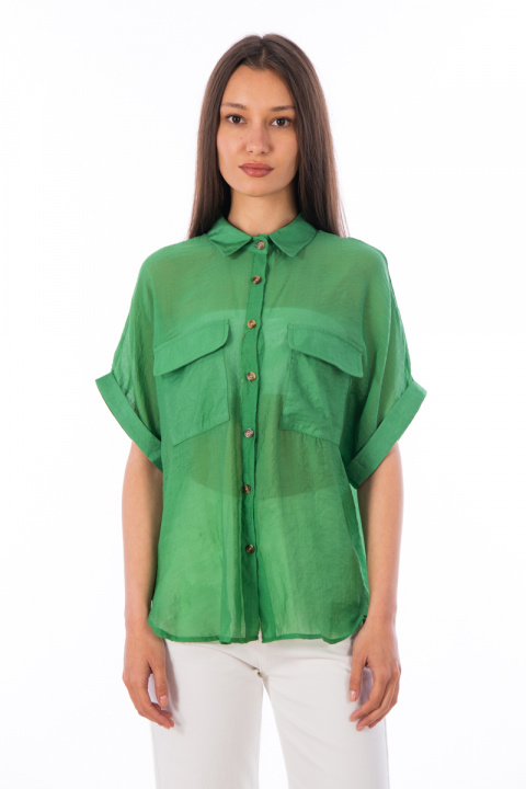 Дамска риза от фина материя в зелено с издължен гръб