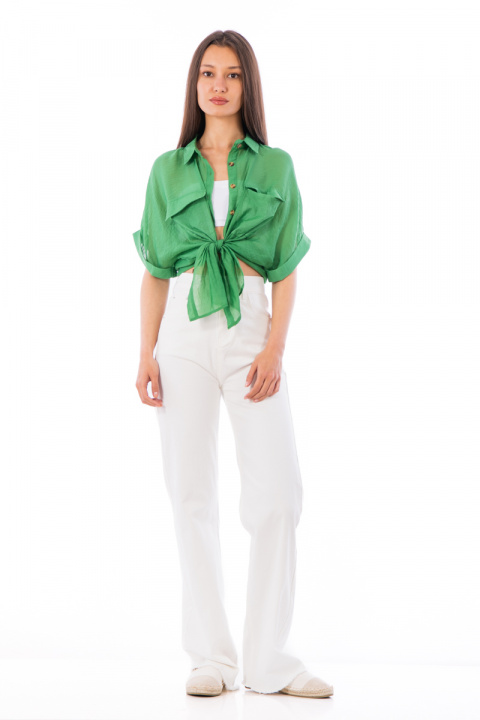 Дамска риза от фина материя в зелено с издължен гръб