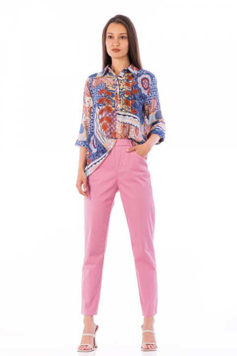 Дамски панталон от тънък памук в розово с ластик в талията