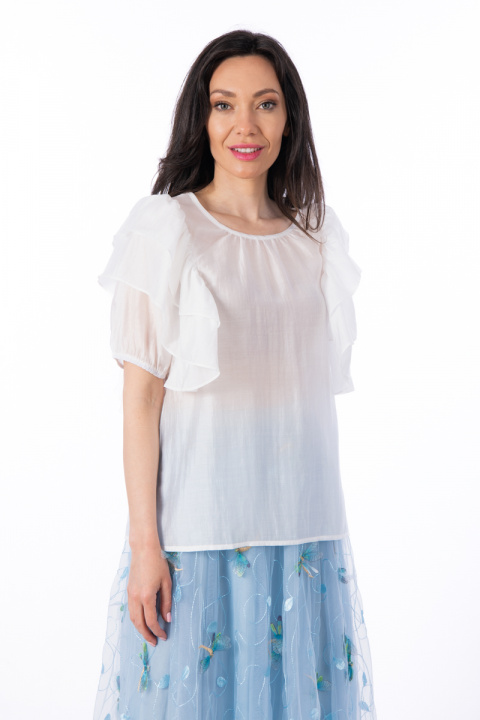 Дамска блуза от фина материя в бяло с къс ръкав и харбали