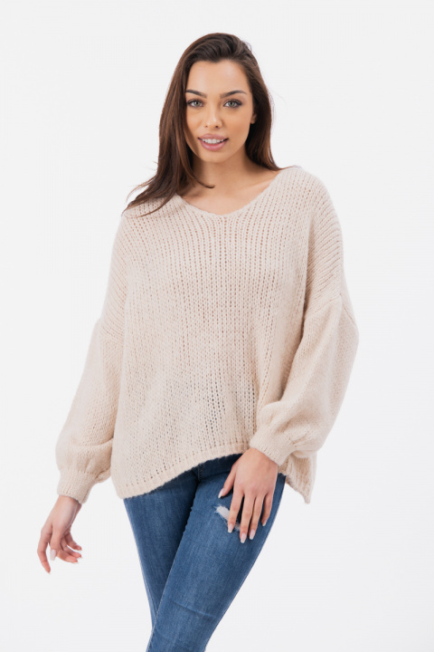 Дамски пуловер от едро плетиво в светлобежово с ластик на ръкава