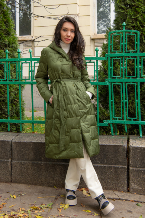 Дамско дълго тънко яке в зелено с допълнителен колан