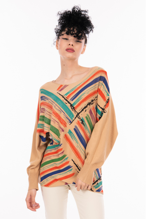 Дамски пуловер от фино плетиво в бежово с принт цветни ленти с камъчета