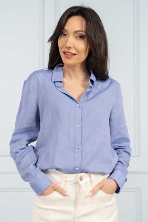Дамска риза в синьо със страничен черен кант