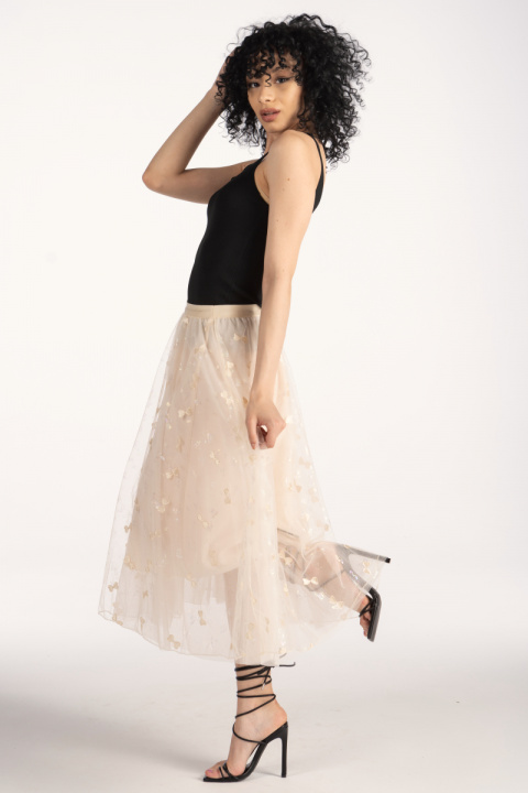 Тюлена пола в светлобежово с принт пеперуди и бродирани панделки